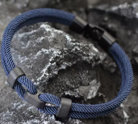 Mannelijke draadarmband